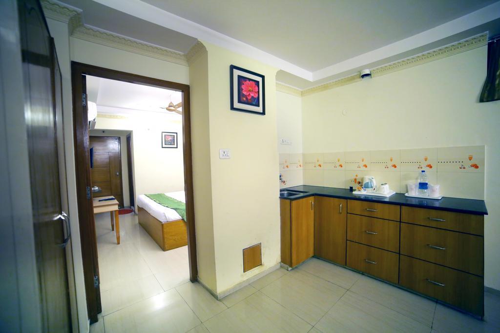 Treebo Trend Woodsvilla Suites Bapu Nagar Jaipur Buitenkant foto